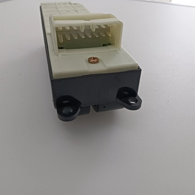 84820-35020 Электрический переключатель управления окном для Land Cruiser 70 2007-2018