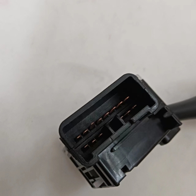 UJ06-66-122 UJ0666122 Фары переключатель поворотной сигнализации для автомобиля Mazda B2500 B2600 BT-50