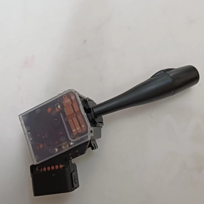 UJ06-66-122 UJ0666122 Фары переключатель поворотной сигнализации для автомобиля Mazda B2500 B2600 BT-50
