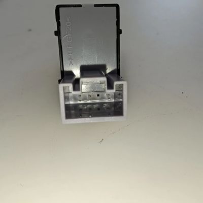 VW 7L6959855B Одно электрическое питание Кнопка переключателя двери окна Цель для замены / ремонта