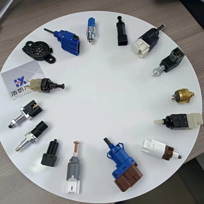 Включатель тормозного света подходит для HYUNDAI 9381038110 9381038100 938103K000 938101C800