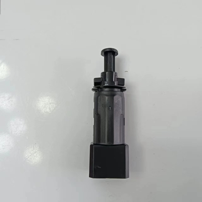 50-0143 Переключатель света тормоза для Nissan Aprio 2008-2010 и Renault Reference NO. 50-0143